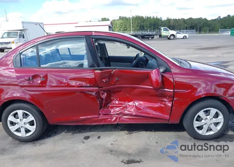 2010 Hyundai Accent Gls z USA, uszkodzony, nr VIN KMHCN4AC8AU448846